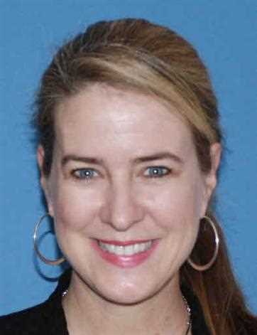 Sue R Head